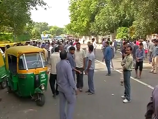 5 Reasons Why 15 Crore Workers Are On Strike In India Today