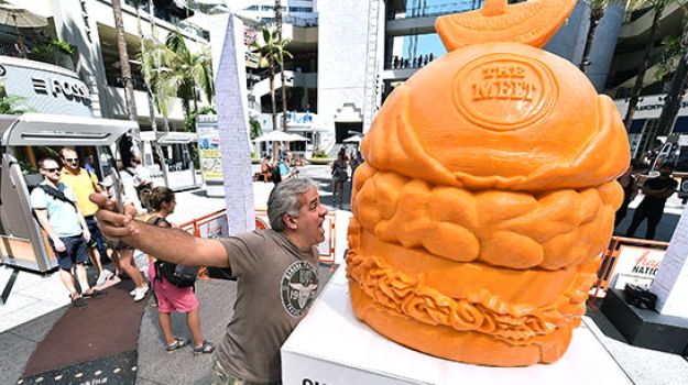 New Guinness World Record: Largest Cheese Sculpture That Weighs 691 Kgs!