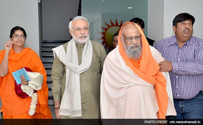 PM Narendra Modi's Spiritual Guru Swami Dayanand Dies at 87