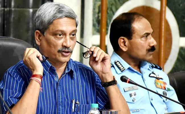 रक्षा मंत्री ने DRDO और बाबा रामदेव के बीच हुए समझौते का किया बचाव