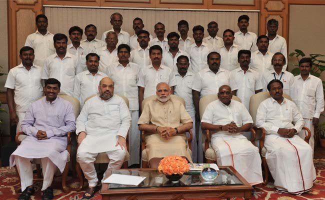 Delegation of Tamil Nadu's Devendrakula Vellalars Community Meet PM Modi