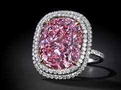 Rare Pink Diamond May Fetch 28 Million Dollars at Geneva Auction