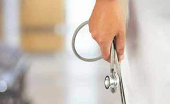 Ghaziabad Collector Orders To Cut A Day's Salary Of 10 Absentee Government Doctors