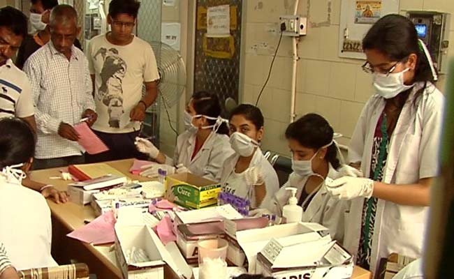 An Appeal From Doctors, as Hundreds of Dengue Patients Throng Hospitals