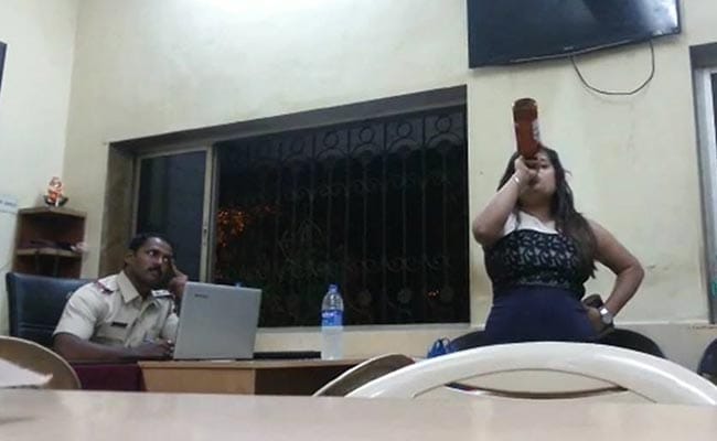 Woman Drinks Beer Inside Police Station Abuses Cops Video