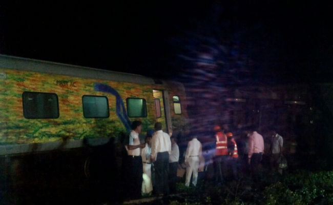 राजधानी, दुरंतो एक्सप्रेस के देर से चलने पर यात्रियों को मुफ्त में मिलेगी पानी की बोतल