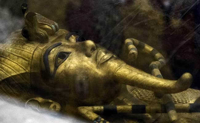 Egypt to Do More Tests on Tutankhamun's Tomb in Search for Nefertiti