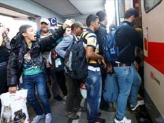 Austria Plans Border Checks as Thousands Backlogged on Route to Germany
