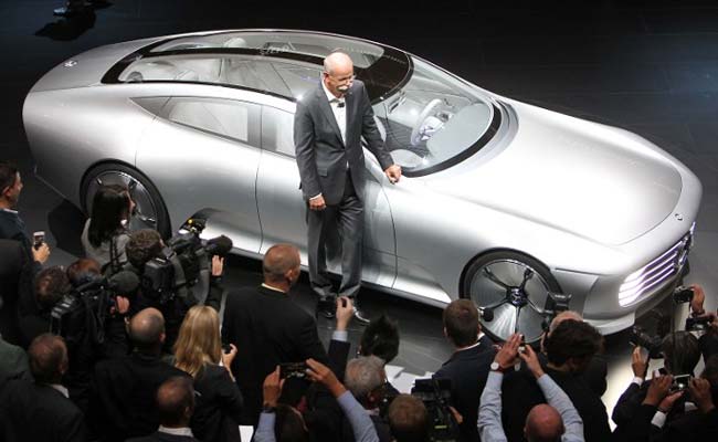 Apple's Auto Inroads Create a Buzz at Frankfurt Motor Show