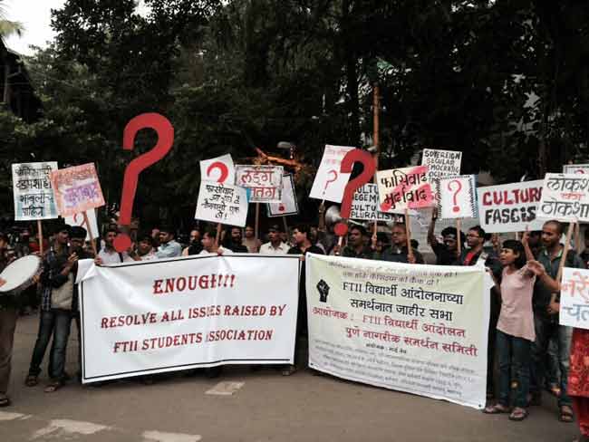 FTII Students End Relay Hunger Stir; Talks With Government on September 29