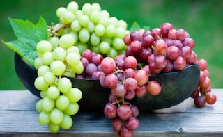 7 Amazing Benefits Of Grapes For Health And Skin