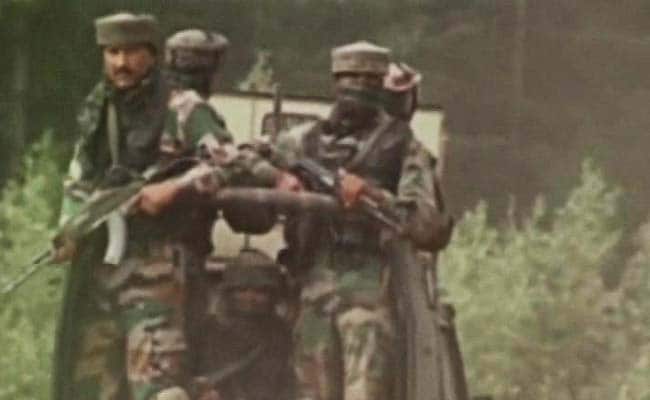 1 Soldier, 4 Terrorists Killed in Gunbattle in North Kashmir's Handwara