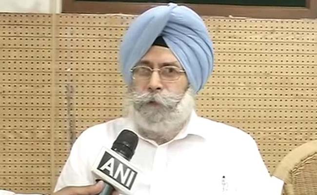AAP Leader HS Phoolka Resigns From Party Posts