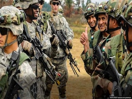 भारतीय और अमेरिकी सैनिकों को युद्धाभ्यास में इंग्लिश से भी करना होता है 'मुकाबला' भारतीय और अमेरिकी सैनिकों को युद्धाभ्यास में इंग्लिश से भी करना होता है 'मुकाबला'