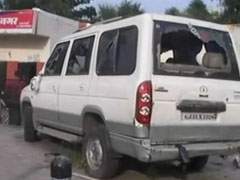 इंदौर : 100 फौजियों का हंगामा, थाना किया तबाह, पांच पुलिसवाले घायल