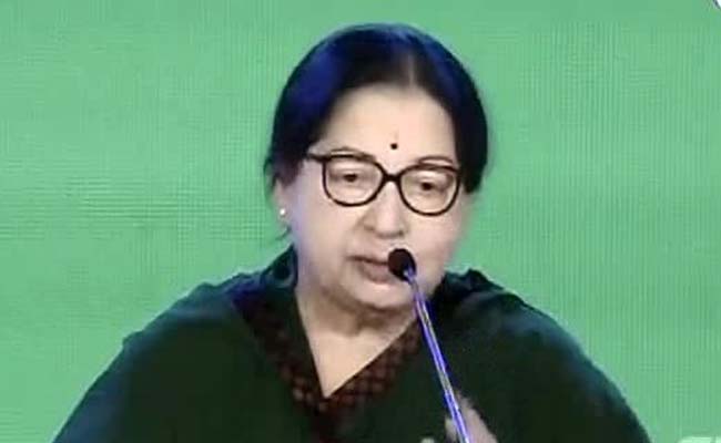 Chief Minister Jayalalithaa Launches 'Annadhanam' in Tamil Nadu Temples