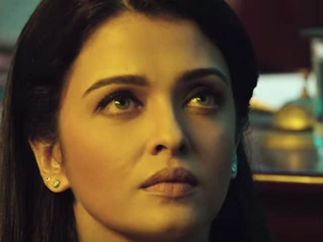 Aishwarya Rai Bachchan's Workout Secrets Revealed in New Jazbaa Stills