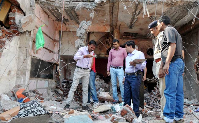Special Investigation Team to Probe Jhabua Blasts, Chief Minister Meets Affected Families