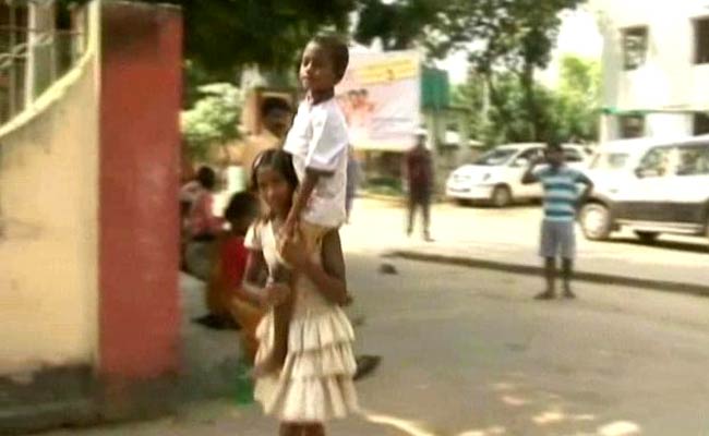 She Carried Her Brother 8 Kms to This Hospital. Look Within.