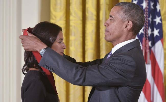 Jhumpa Lahiri Gets National Humanities Medal From Barack Obama