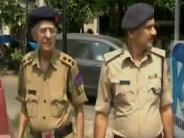 At 94, This Man is Trying to Get Mangaluru's Traffic in Order At 94, This Man is Trying to Get Mangaluru's Traffic in Order