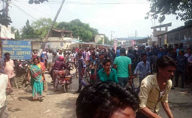 'Economic Blockade' Cripples Life at Indo-Nepal Border