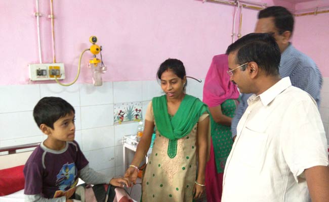 'Heartbroken' by Child Deaths From Dengue, Arvind Kejriwal on Surprise Visit to Hospitals