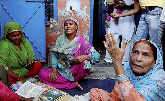 Air Force Personnel's Father Killed by Mob Near Delhi Over Beef Rumours