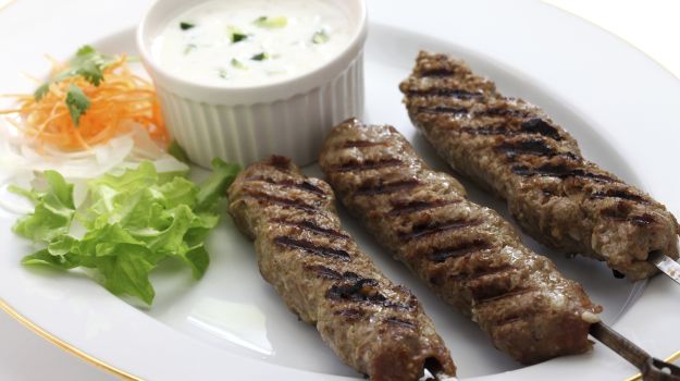 In Shabby Backstreets, Diners Find the Real Taste of Cairo