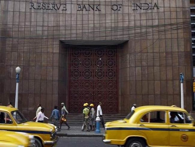 नई मुसीबत में सहारा इंडिया, रिजर्व बैंक ने एनबीएफसी रजिस्&zwj;ट्रेशन रद्द किया