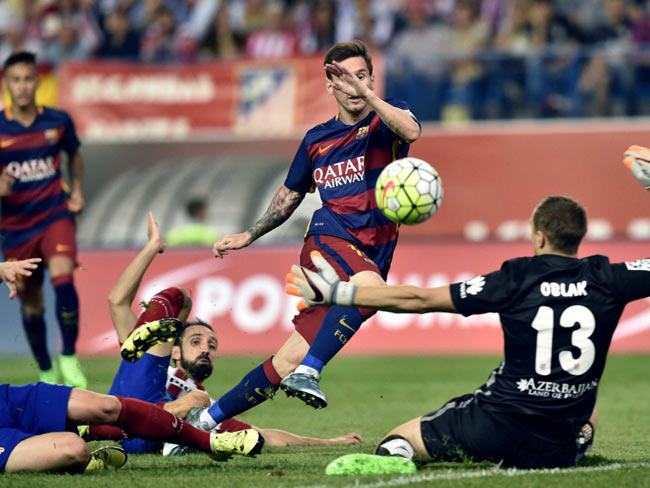 मेस्सी के गोल से बार्सिलोना जीता, रोनाल्डो ने हैट्रिक के साथ बनाया इतिहास