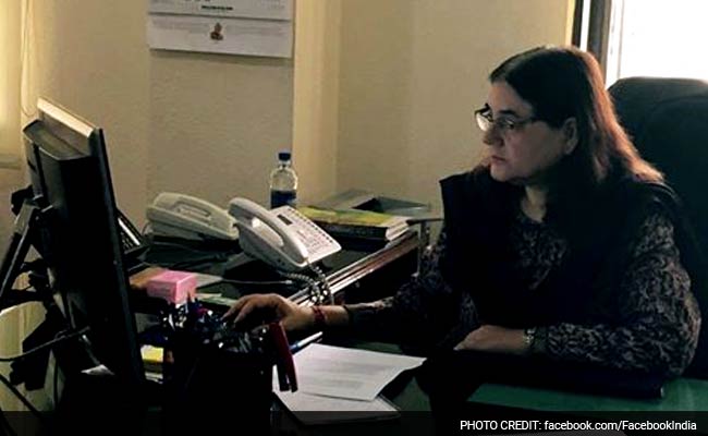 Facebook Comments Set Minister Maneka Gandhi Trending