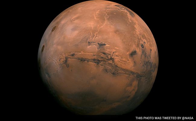 Mega-Tsunamis On Mars Show Life Potential: Study