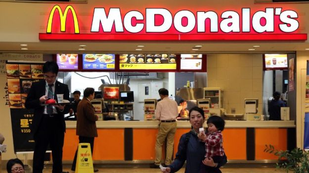Table for 4? McDonald's Takes Reservations in This Country