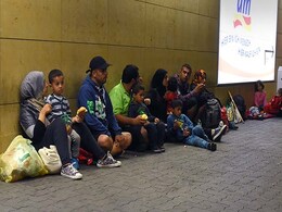 Monday's Migrant Influx By Rail to Vienna Biggest This Year: Police Monday's Migrant Influx By Rail to Vienna Biggest This Year: Police