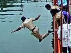 Kumbh Super-Cop: He Jumped 20 Feet Into the River to Save a Life
