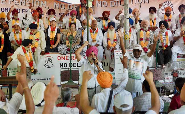 One Rank One Pension Agitation Continues For 92nd Day
