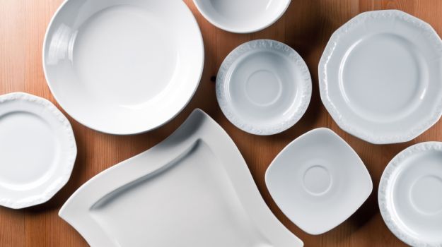 Can Using Smaller Plates Really Help You Eat Less?