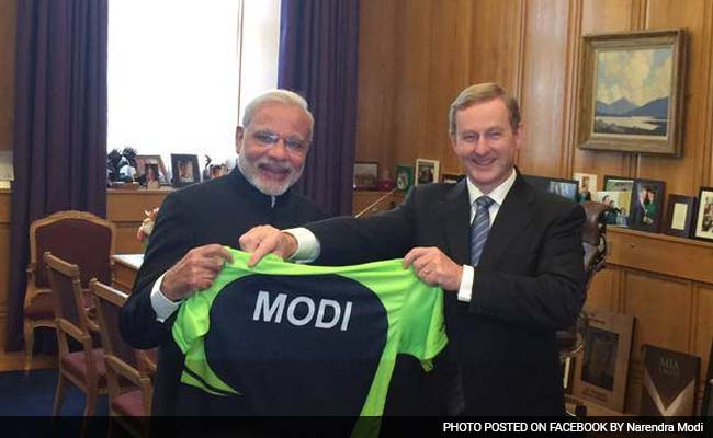 Howzzat: PM Modi Gets Very Special Cricket-Themed Gift From Irish PM