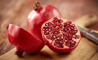 5 Health Benefits of Pomegranate & How to Cook with it