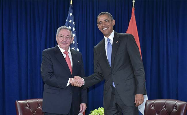 US President Barack Obama Meets Cuban Counterpart Raul Castro in New York