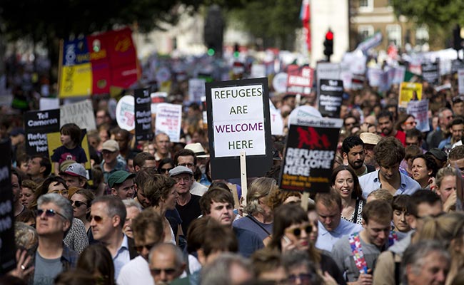 Thousands March in London to Urge UK Change Heart on Refugees
