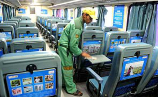 Railways Launches Pilot Project on 'E-Catering' Service