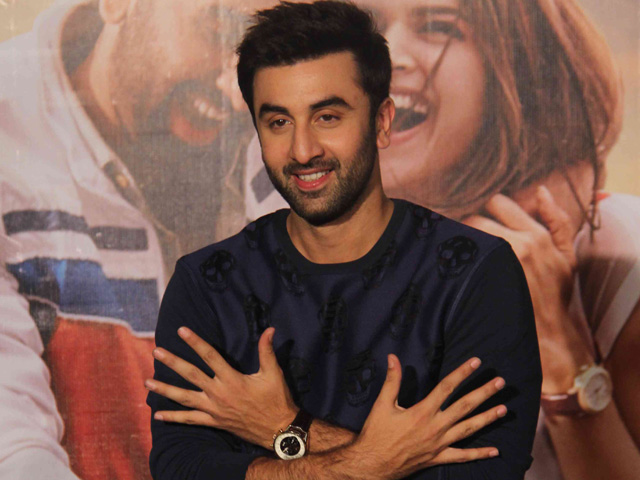 Ranbir Kapoor Will Start Shooting Sanjay Dutt Biopic in 2016, Says Director