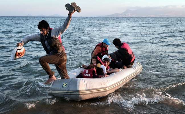 US to Accept 10,000 Syrian Refugees: White House