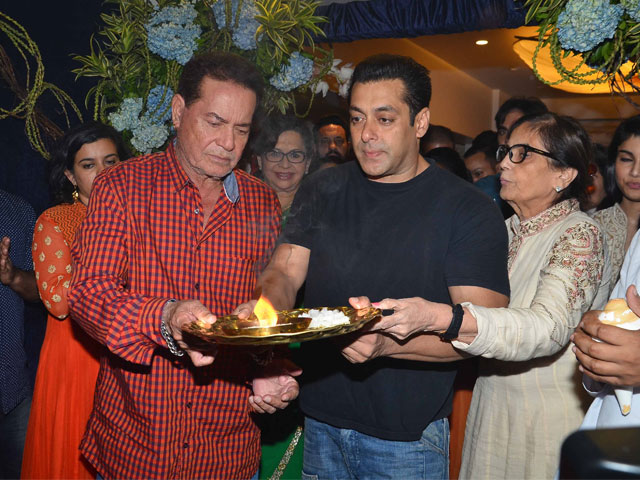 Inside Pics: Salman Khan, Sanjay Dutt, Shilpa Shetty's Ganesh Chaturthi Revelry