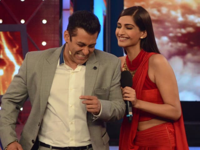 Sonam And Salman Sex Videos - Salman Khan is Good at Romance, Says Sonam Kapoor