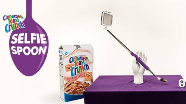 The Selfie Spoon: Eat Your Cake and Capture it Too!