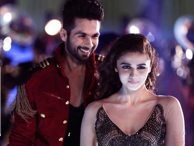 Alia, Shahid's <i>Shaam</i> is <i>Shaandaar</i> in New Song