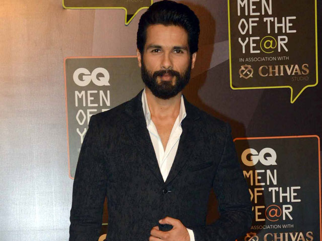 This Shahid Kapoor is Actually His <I>Rangoon</i> Character in the Making